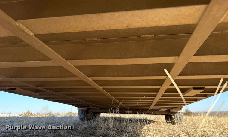 image for item ES5716 2013 W-W livestock trailer