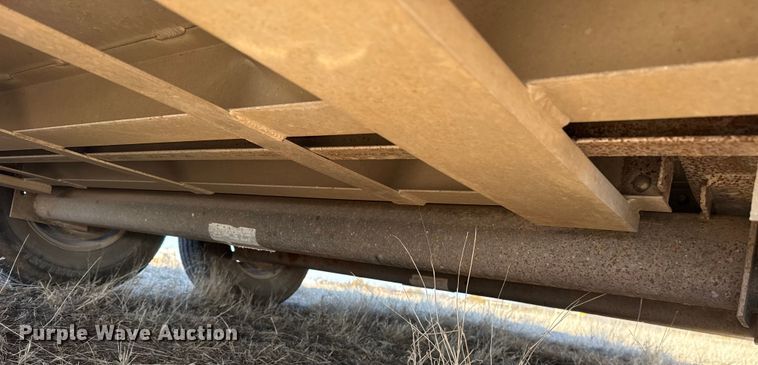 image for item ES5716 2013 W-W livestock trailer