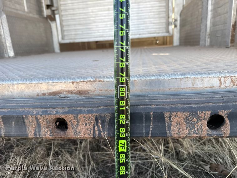 image for item ES5716 2013 W-W livestock trailer