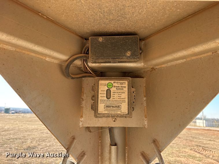 image for item ES5716 2013 W-W livestock trailer