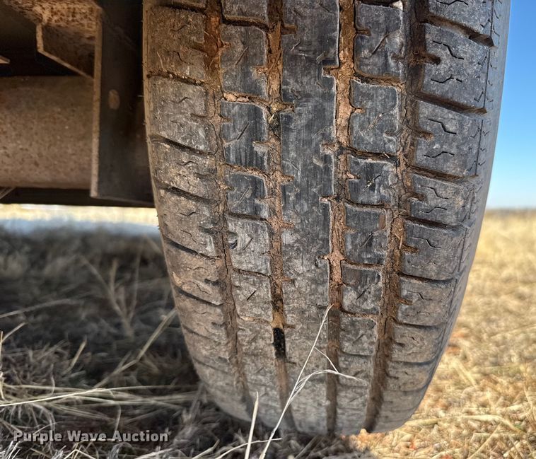 image for item ES5716 2013 W-W livestock trailer
