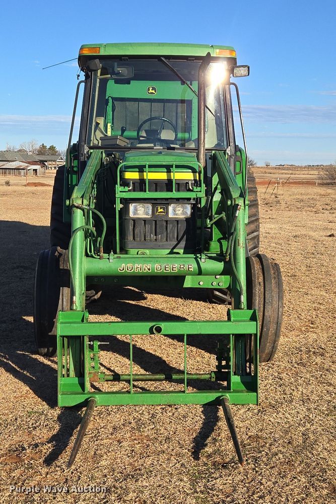 image for item ET1167 2001 John Deere 6405 tractor