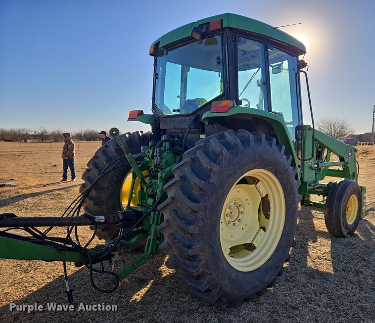 image for item ET1167 2001 John Deere 6405 tractor