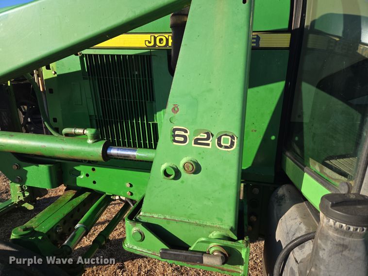 image for item ET1167 2001 John Deere 6405 tractor