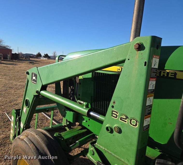 image for item ET1167 2001 John Deere 6405 tractor