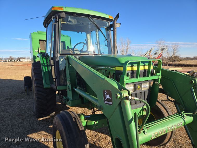 image for item ET1167 2001 John Deere 6405 tractor