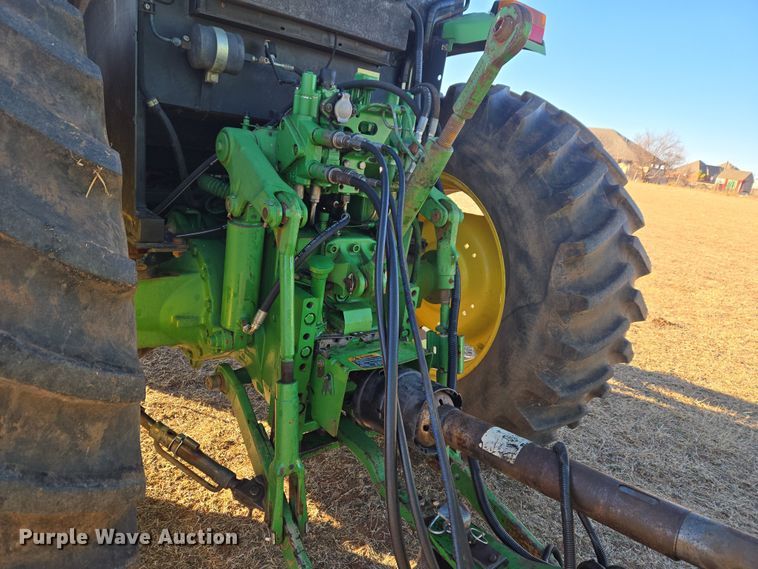 image for item ET1167 2001 John Deere 6405 tractor