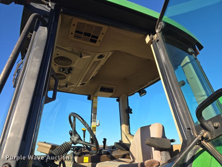 image for item ET1167 2001 John Deere 6405 tractor