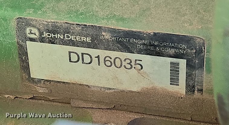 image for item ET1167 2001 John Deere 6405 tractor