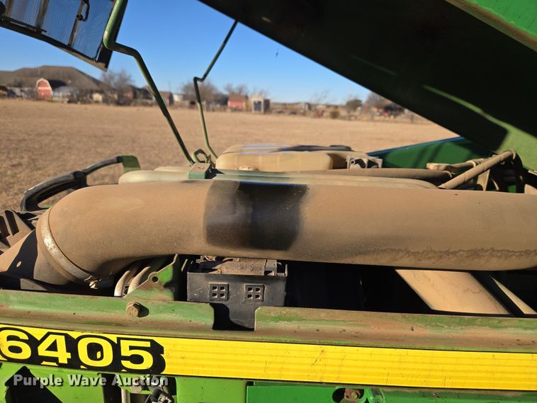 image for item ET1167 2001 John Deere 6405 tractor