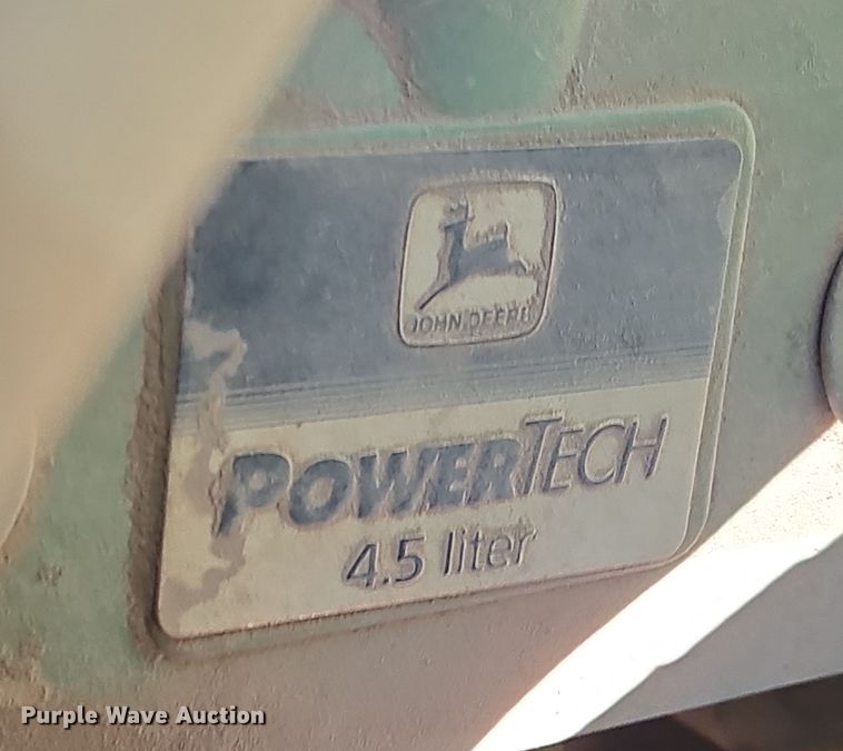 image for item ET1167 2001 John Deere 6405 tractor