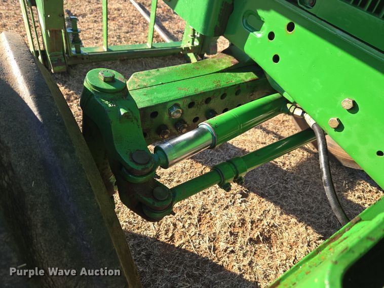 image for item ET1167 2001 John Deere 6405 tractor