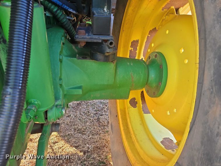 image for item ET1167 2001 John Deere 6405 tractor