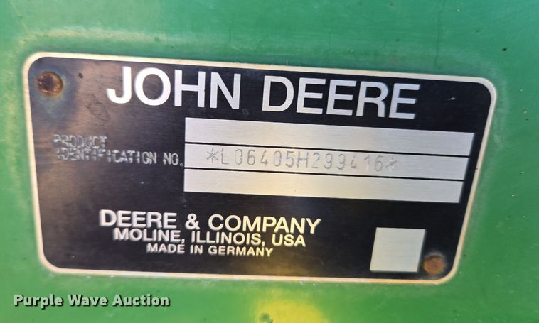 image for item ET1167 2001 John Deere 6405 tractor