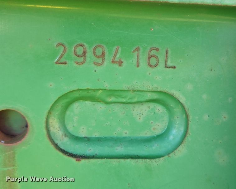 image for item ET1167 2001 John Deere 6405 tractor