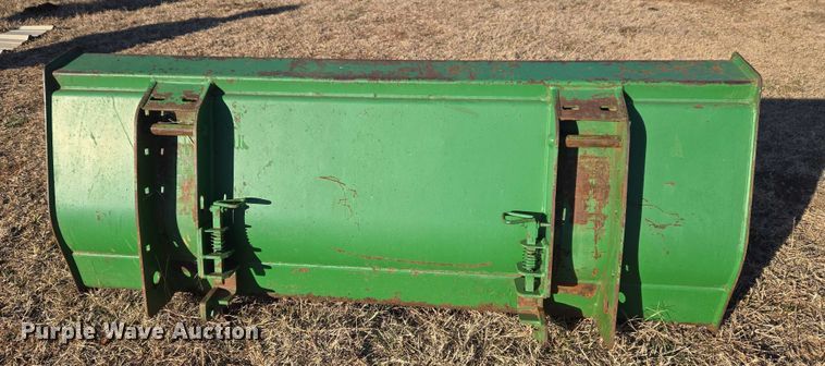 image for item ET1167 2001 John Deere 6405 tractor