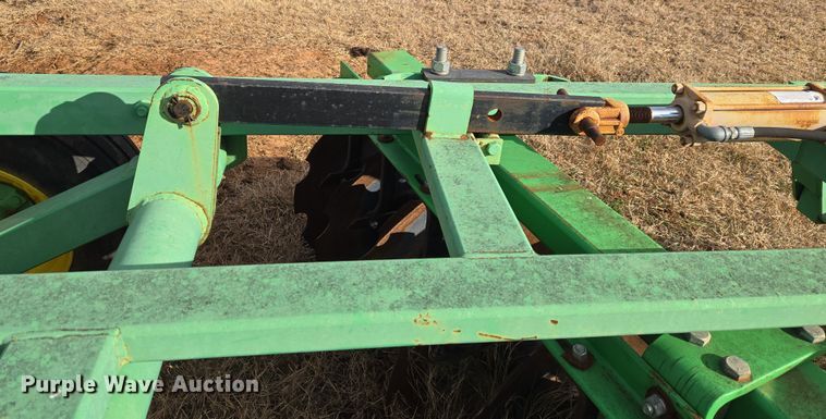 image for item ET1169 John Deere 2420 