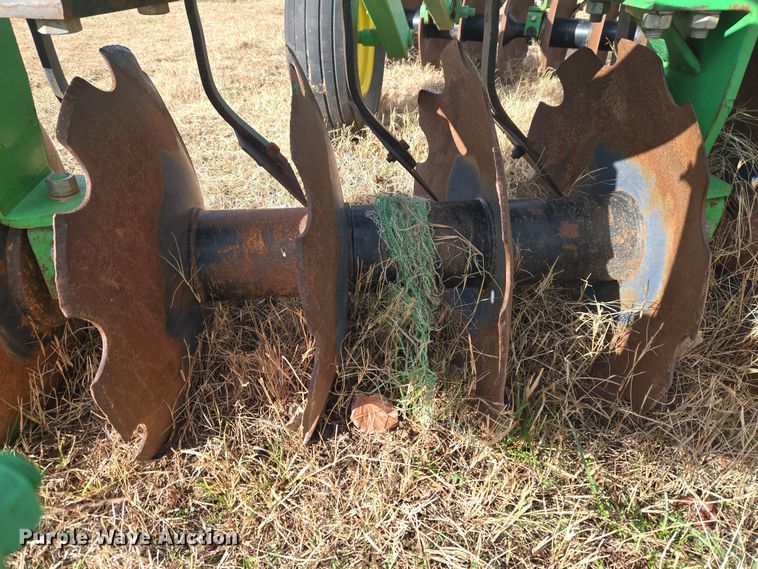 image for item ET1169 John Deere 2420 