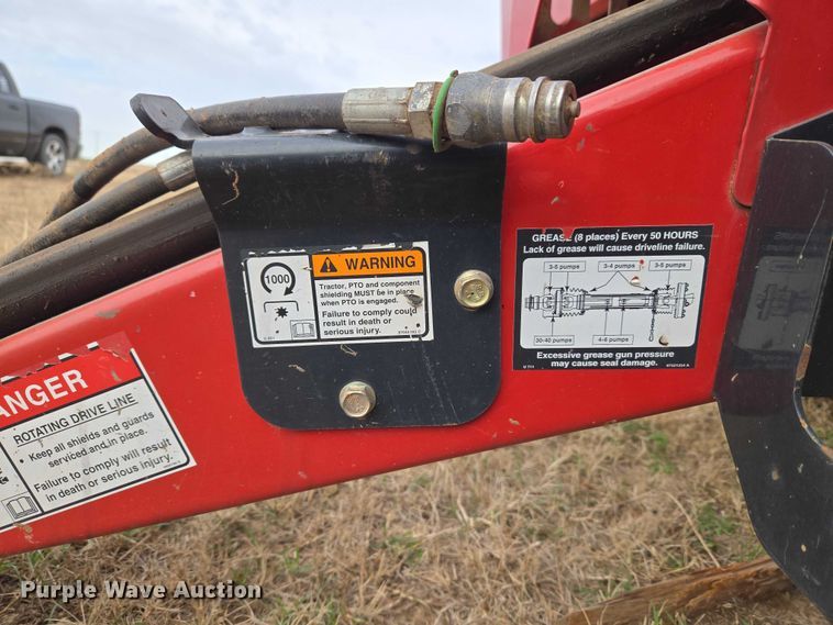 image for item ET1177 New Holland BR7090 round baler