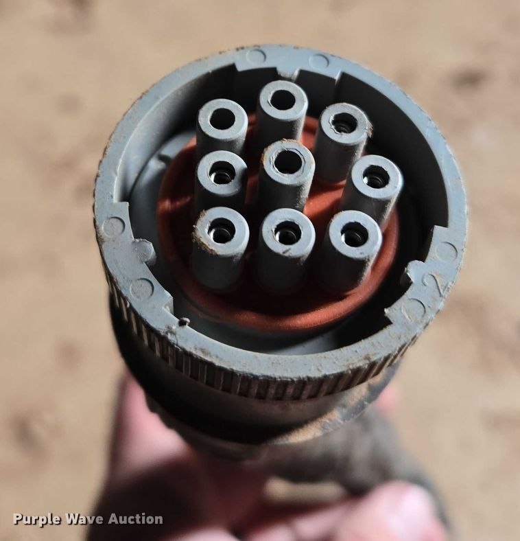 image for item ET1177 New Holland BR7090 round baler