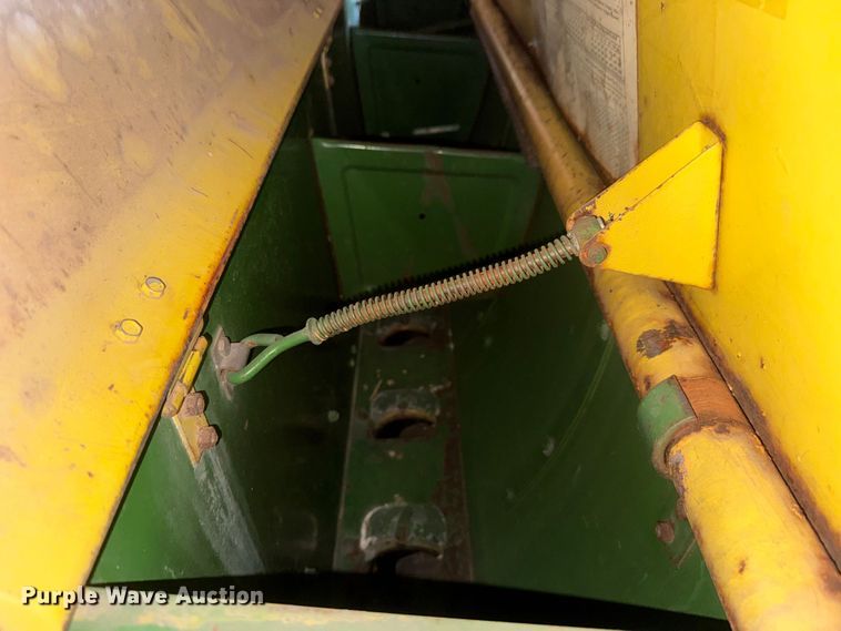 image for item ET4346 John Deere DF 168B  grain drill