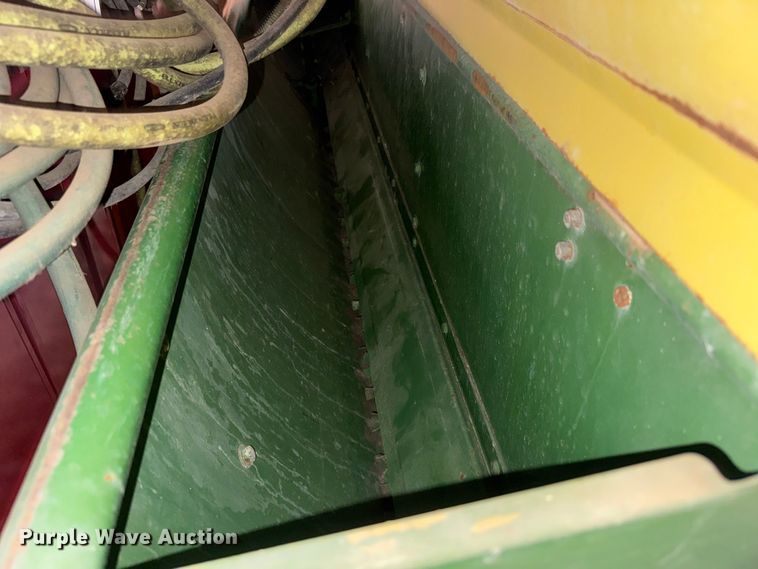 image for item ET4346 John Deere DF 168B  grain drill