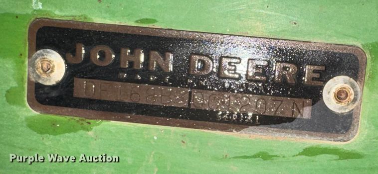 image for item ET4346 John Deere DF 168B  grain drill