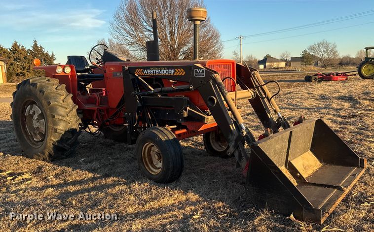 image for item ET4350 1975 Allis-Chalmers 185 tractor