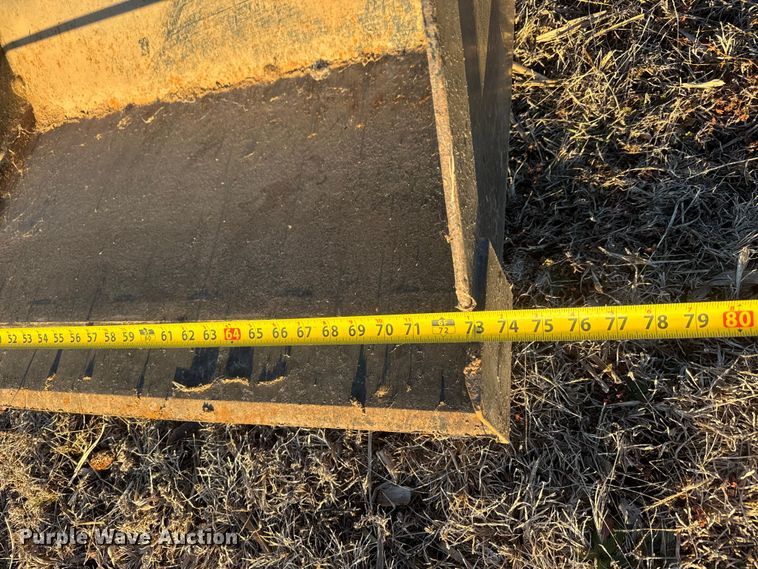 image for item ET4350 1975 Allis-Chalmers 185 tractor