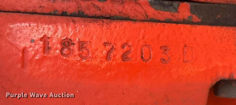 image for item ET4350 1975 Allis-Chalmers 185 tractor