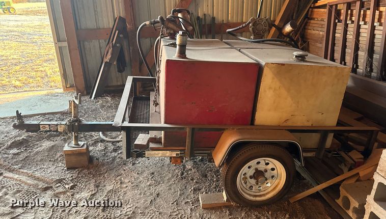 image for item ET4351 2016 Carry-On 4x6T fuel trailer