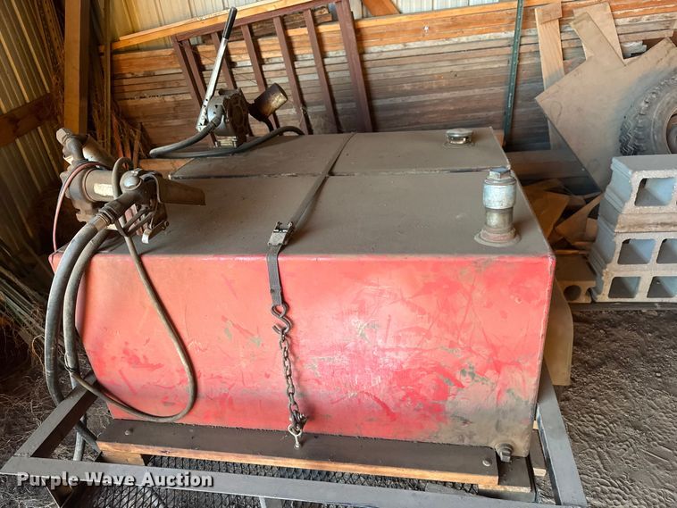 image for item ET4351 2016 Carry-On 4x6T fuel trailer