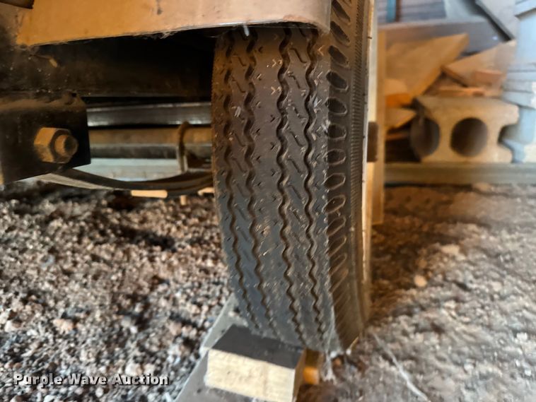 image for item ET4351 2016 Carry-On 4x6T fuel trailer