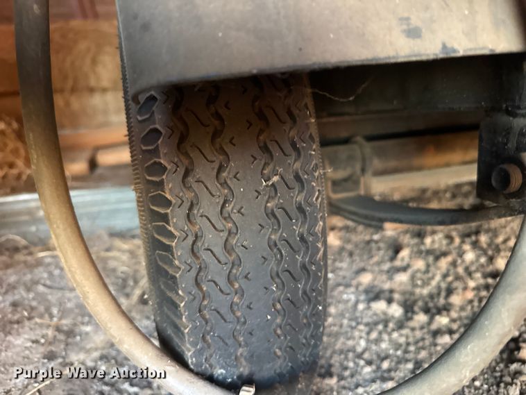 image for item ET4351 2016 Carry-On 4x6T fuel trailer