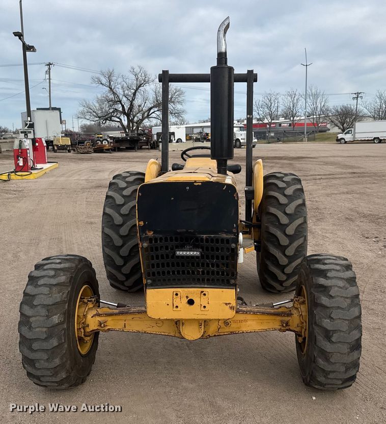 image for item ET4356 1999 New Holland 545D tractor