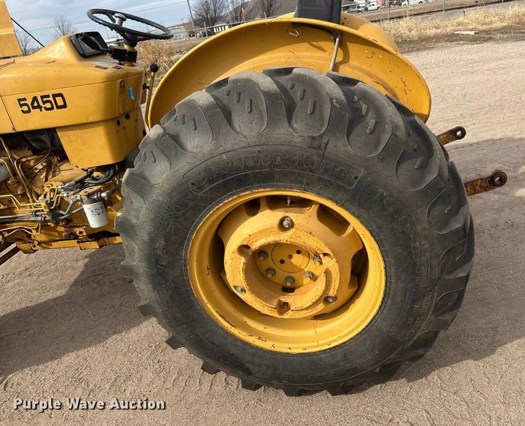 image for item ET4356 1999 New Holland 545D tractor