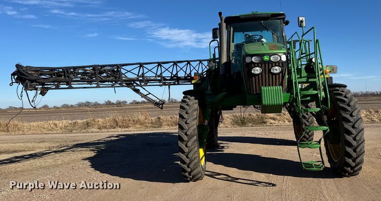 image for item ET4381 2009 John Deere 4730 sprayer