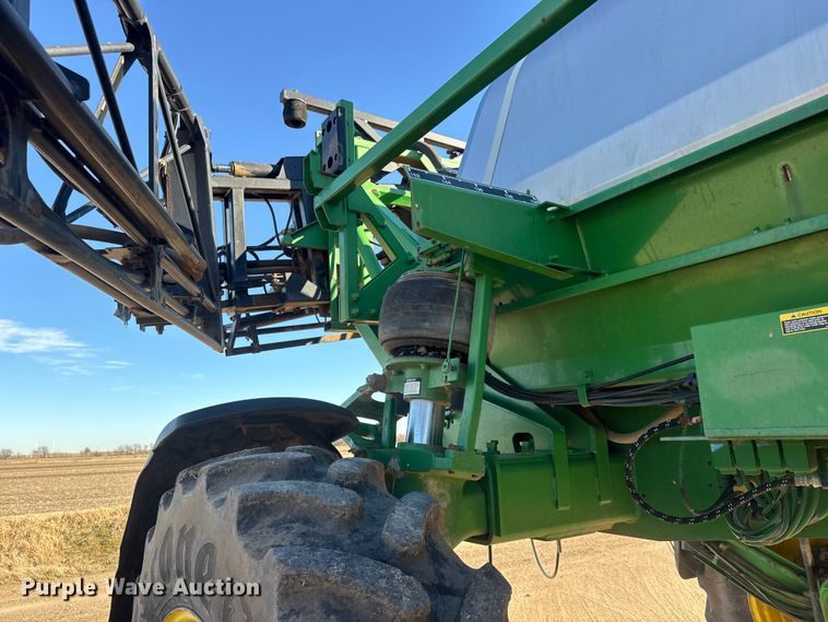 image for item ET4381 2009 John Deere 4730 sprayer