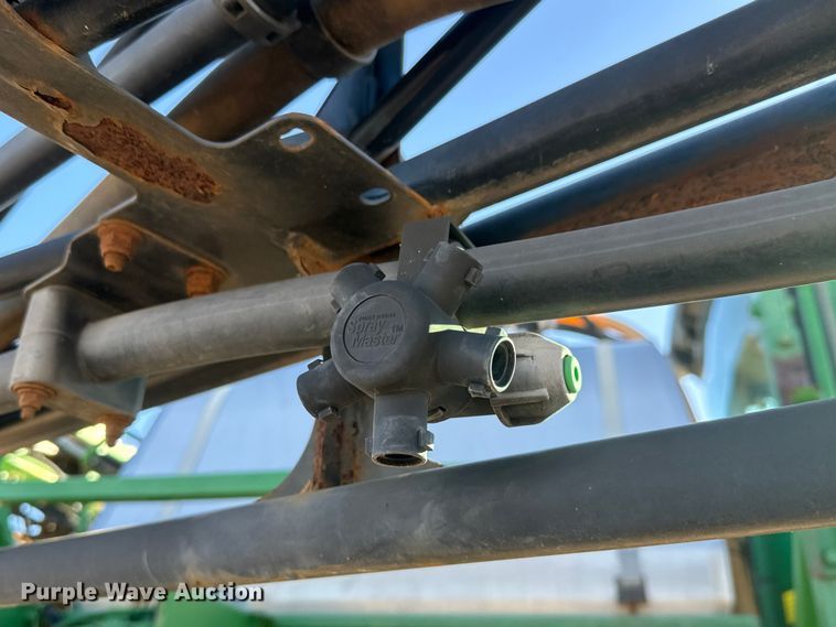 image for item ET4381 2009 John Deere 4730 sprayer