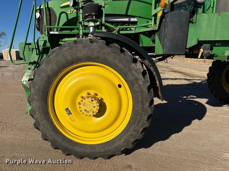 image for item ET4381 2009 John Deere 4730 sprayer