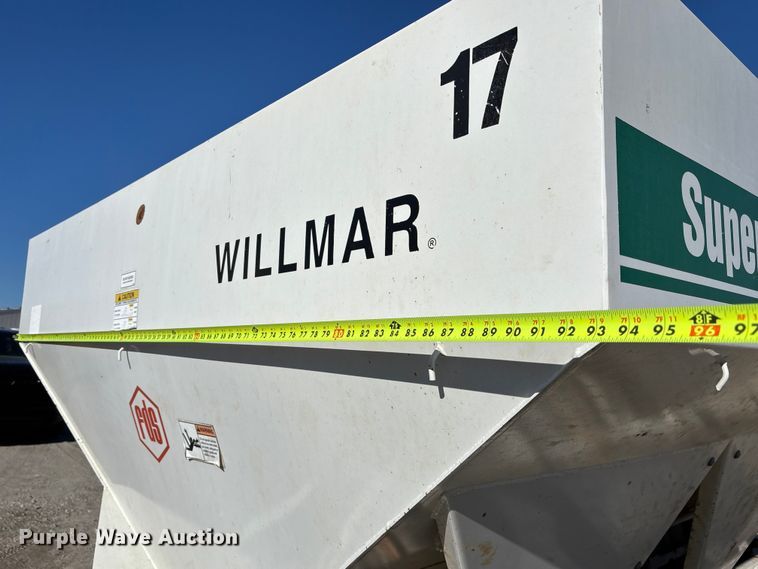 image for item ET4414 Willmar Super 600 spreader