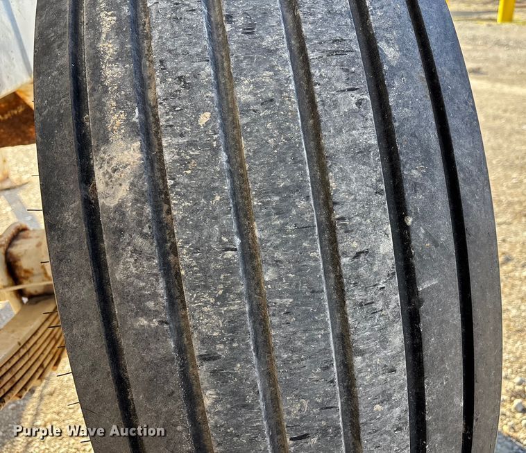 image for item ET4414 Willmar Super 600 spreader