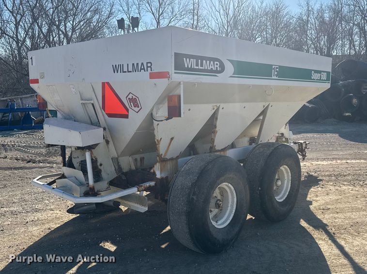 image for item ET4415 Willmar Super 600 spreader