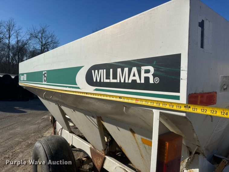 image for item ET4415 Willmar Super 600 spreader