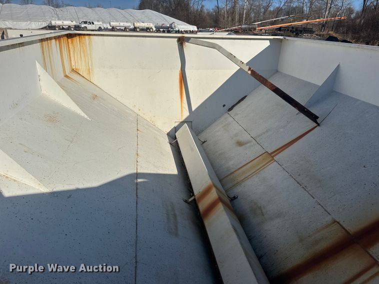 image for item ET4415 Willmar Super 600 spreader