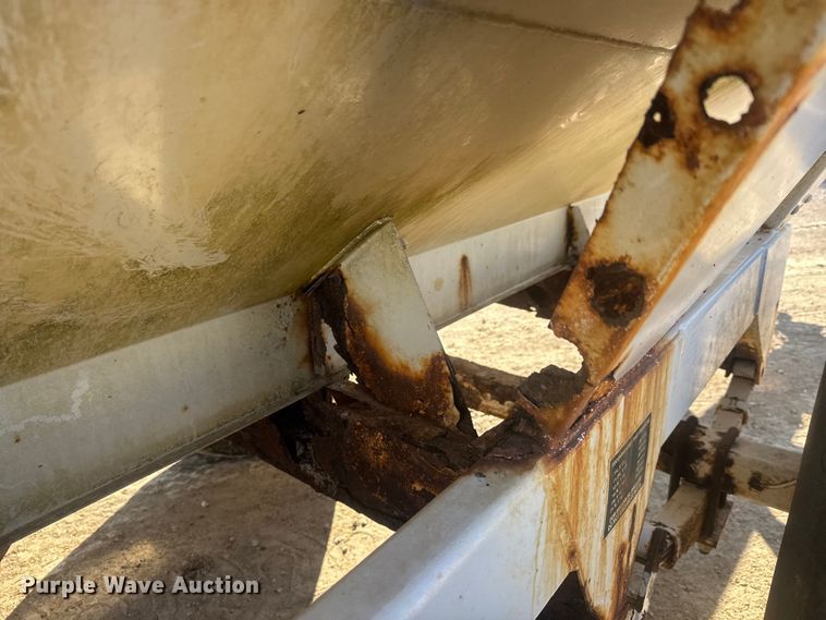 image for item ET4415 Willmar Super 600 spreader