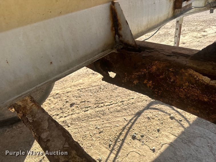 image for item ET4415 Willmar Super 600 spreader