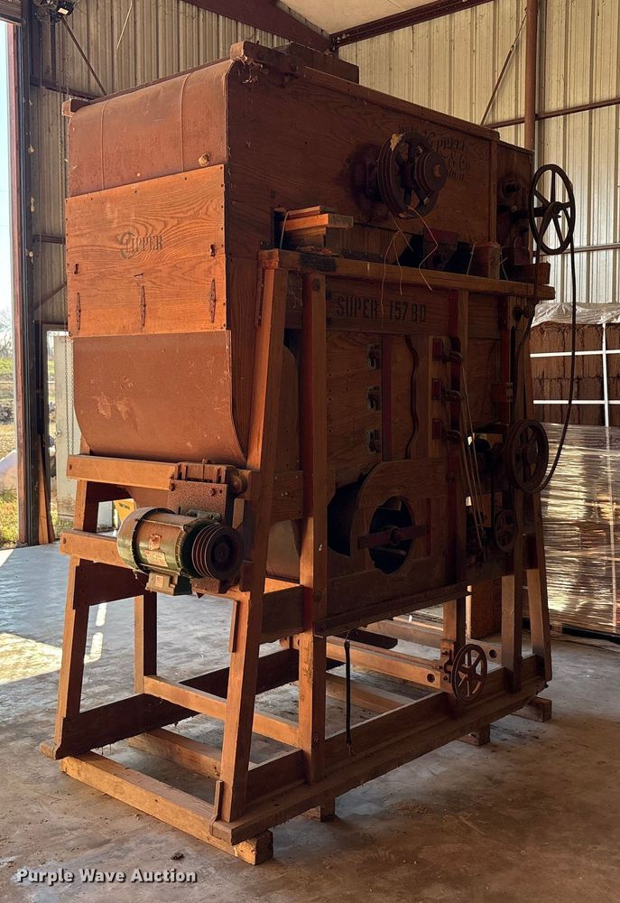 image for item EU0199 Clipper Cleaners seed cleaner