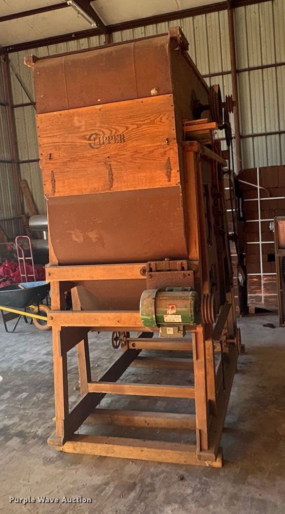 image for item EU0199 Clipper Cleaners seed cleaner