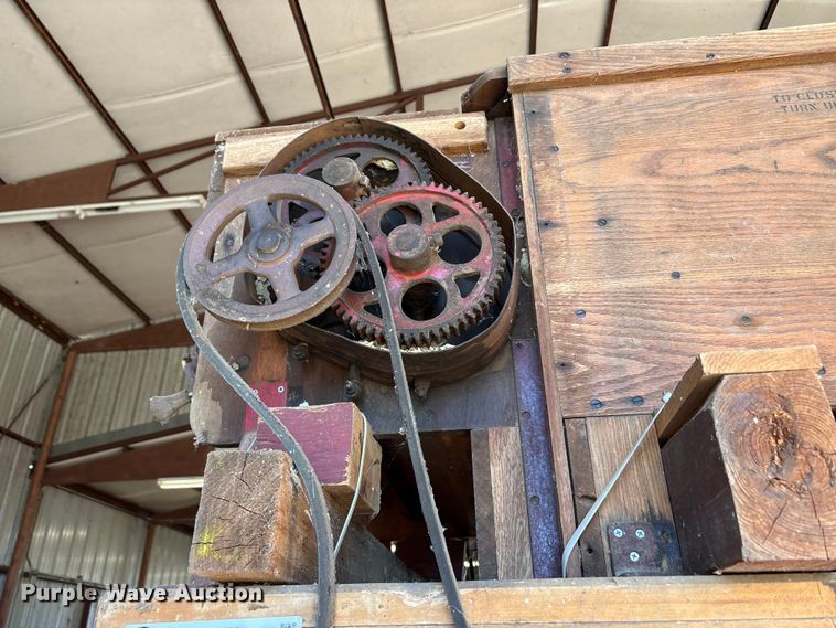 image for item EU0199 Clipper Cleaners seed cleaner